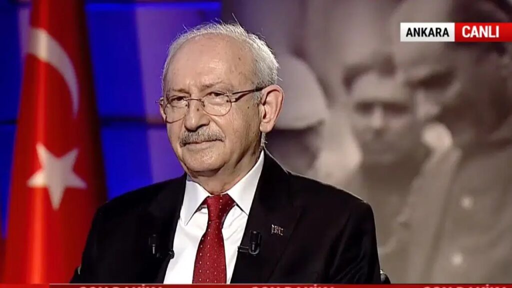 Kemal Kılıçdaroğlu Sözcü TV canlı yayınında gazetecilerin sorularını yanıtlarken